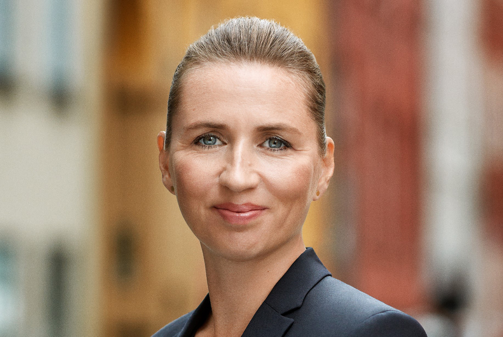 Portræt af Mette Frederiksen.